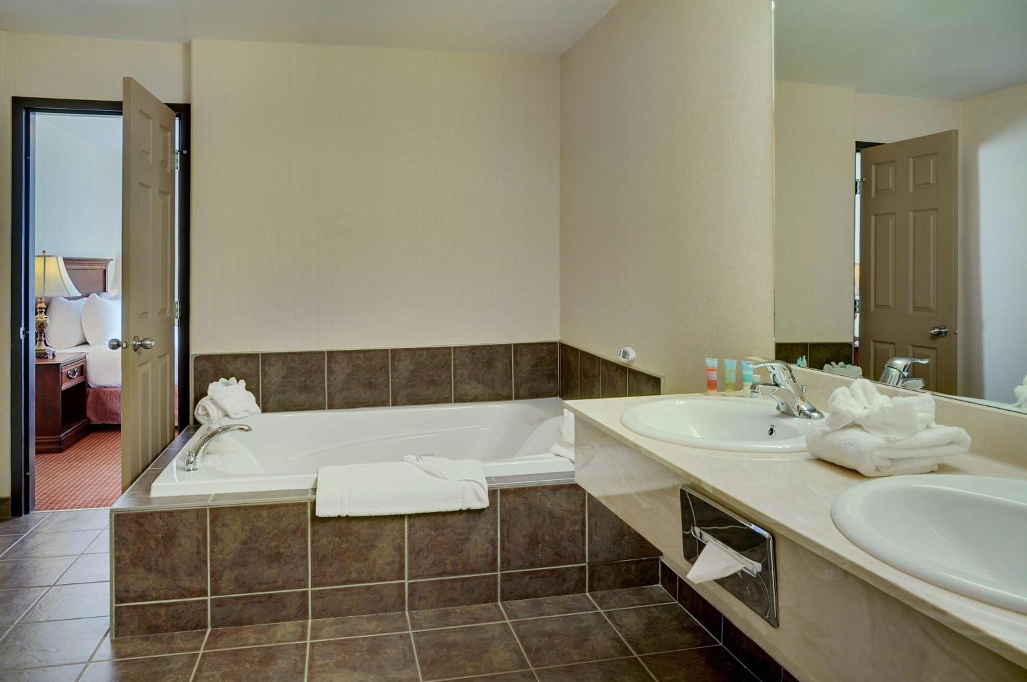 Coast Grimshaw Hotel & Suites 외부 사진