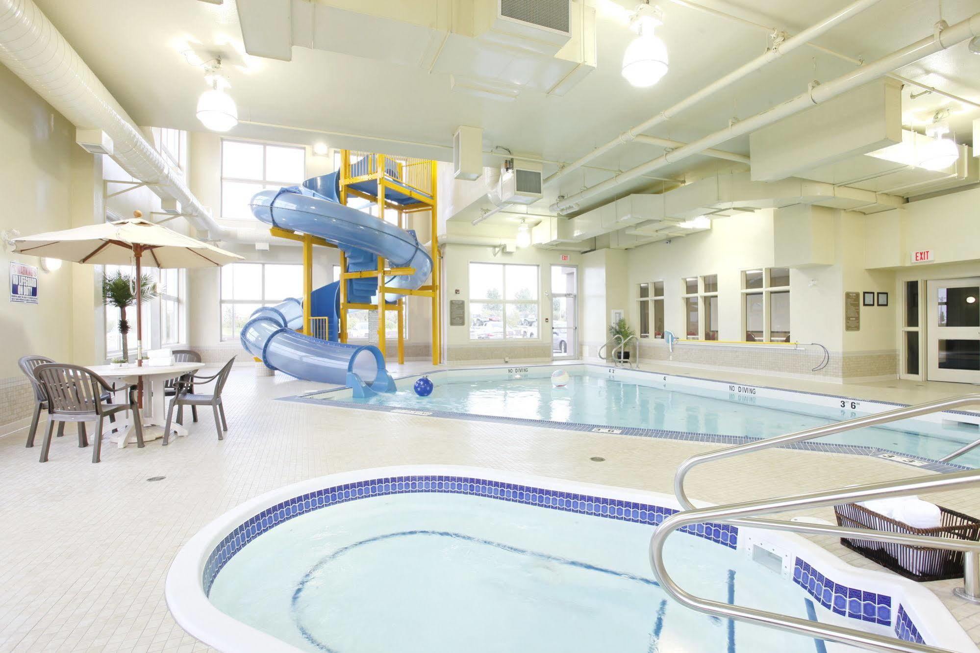 Coast Grimshaw Hotel & Suites 외부 사진